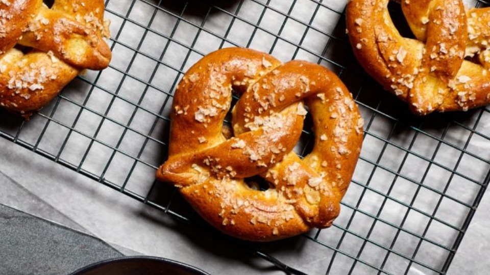 Bavarian Spelt Soft Pretzels (Instance 1) — Instance — Interactive video experience