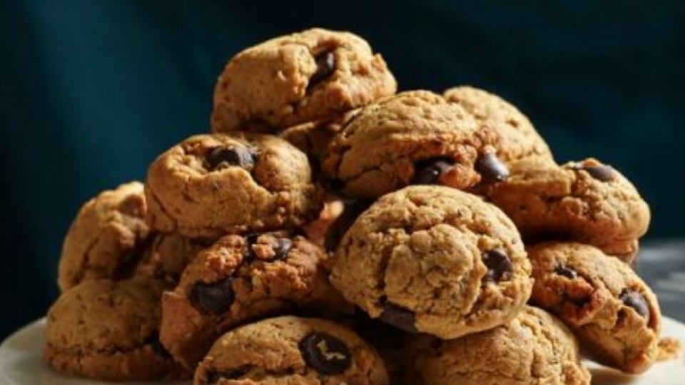 Peanut Butter Protein Cookies (Instance 1) — Instance — Interactive video experience