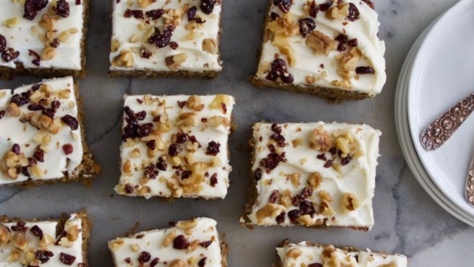 Gluten Free Quinoa Carrot Cake (Instance 1) — Instance — Interactive video experience