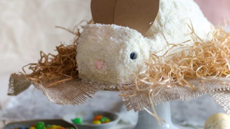 Easter Bunny Cake (Instance 1) — Instance — Interactive video experience