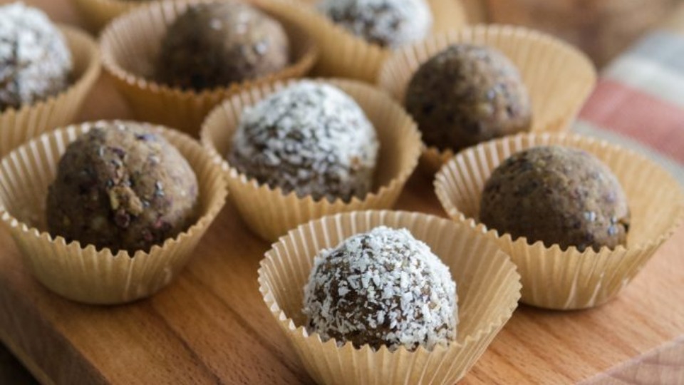 How to Make: Pumpkin Spice Protein Balls (Instance 1) — Instance — Interactive video experience
