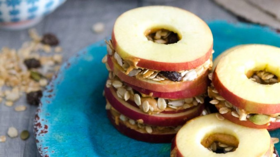 How-to-Make: Apple Muesli Sandwiches (Instance 1) — Instance — Interactive video experience