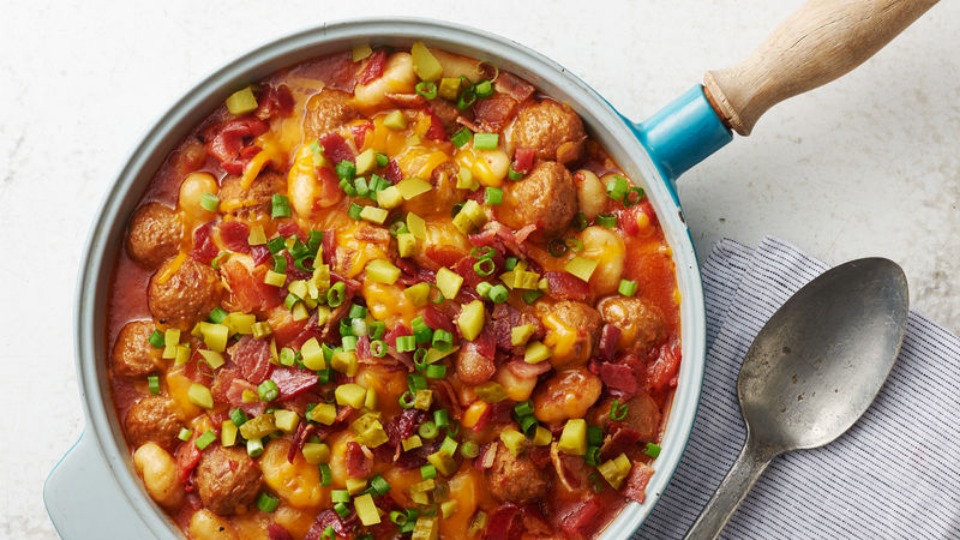 Bacon Cheeseburger Gnocchi Skillet | Betty Crocker Recipe (Instance 1) — Instance — Interactive video experience