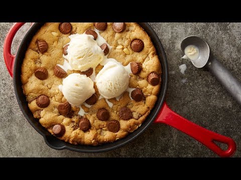Reese’s™ Peanut Butter Cup™ Cookie Skillet | Betty Crocker Recipe (Instance 1) — Instance — Interactive video experience