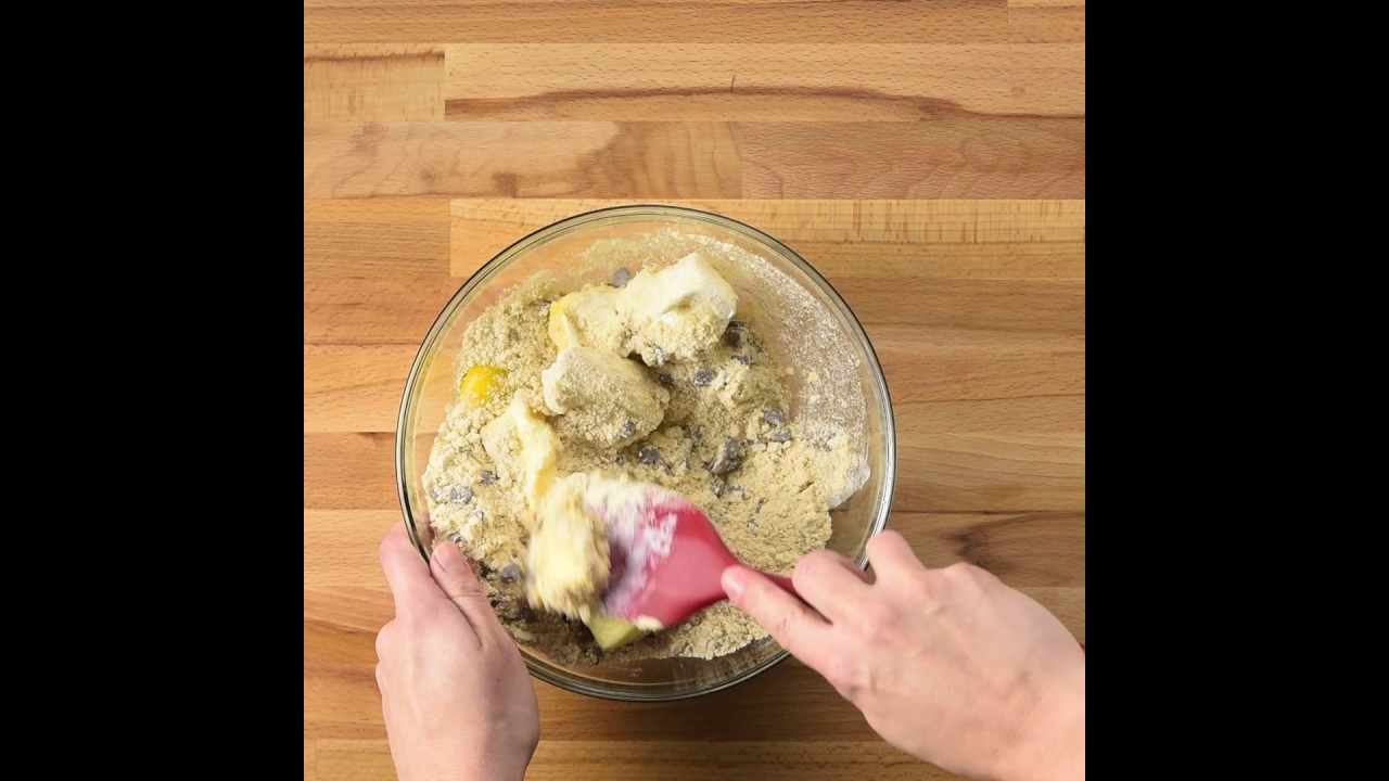 Soft-Baked Chocolate Chip-Cream Cheese Cookie Bars (Instance 1) — Instance — Interactive video experience