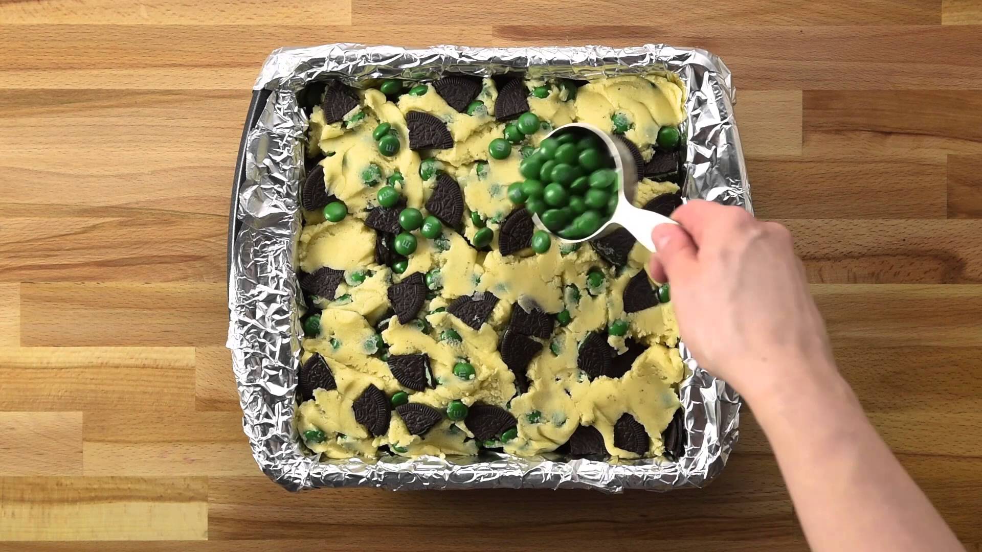 Mint Oreo™ M&M's™ Brookies (Instance 1) — Instance — Interactive video experience