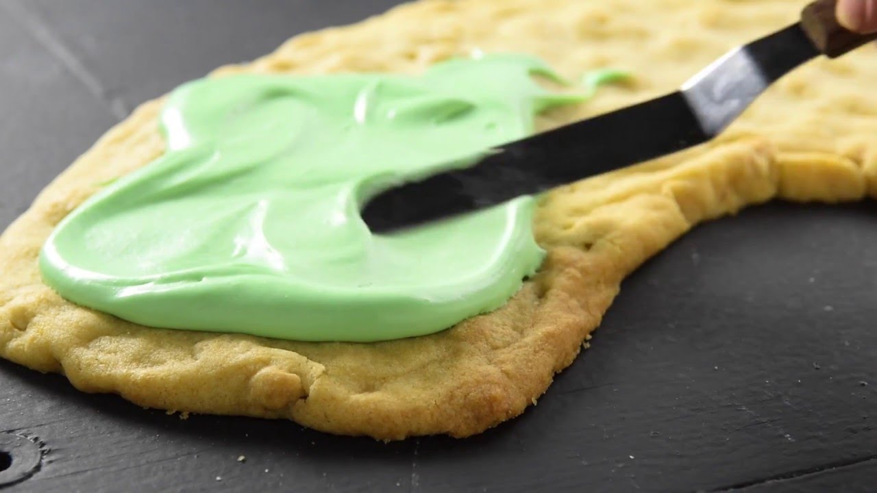 Lucky Charms Rainbow Dessert Pizza (Instance 1) — Instance — Interactive video experience