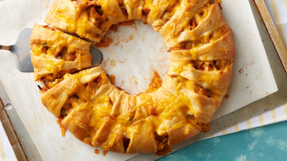 Sweet Hawaiian BBQ Chicken Crescent Ring | Pillsbury Recipe (Instance 1) — Instance — Interactive video experience