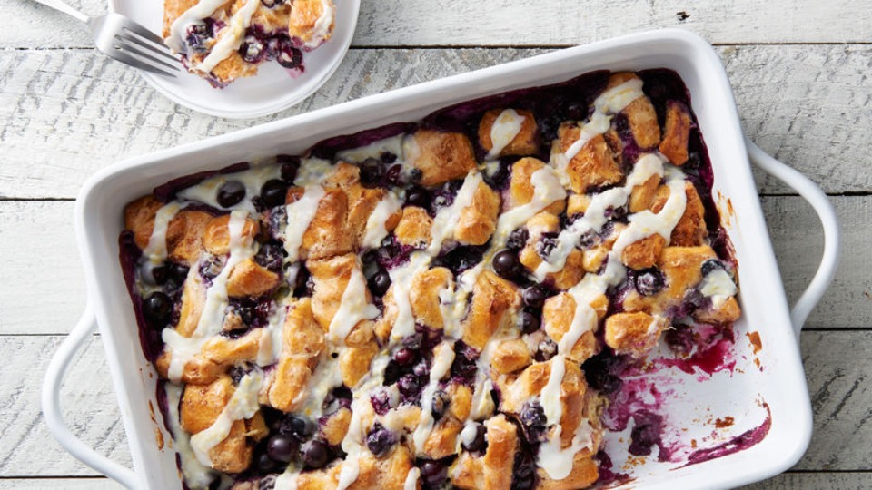 Blueberry-Lemon Cinnamon Roll Breakfast Bake | Pillsbury Recipe (Instance 1) — Instance — Interactive video experience