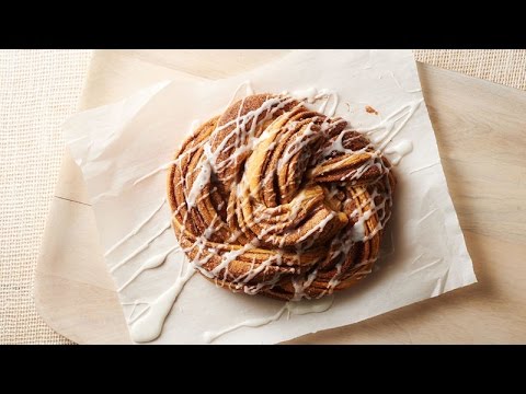 Cinnamon Sugar Crescent Twist Bread (Instance 1) — Instance — Interactive video experience