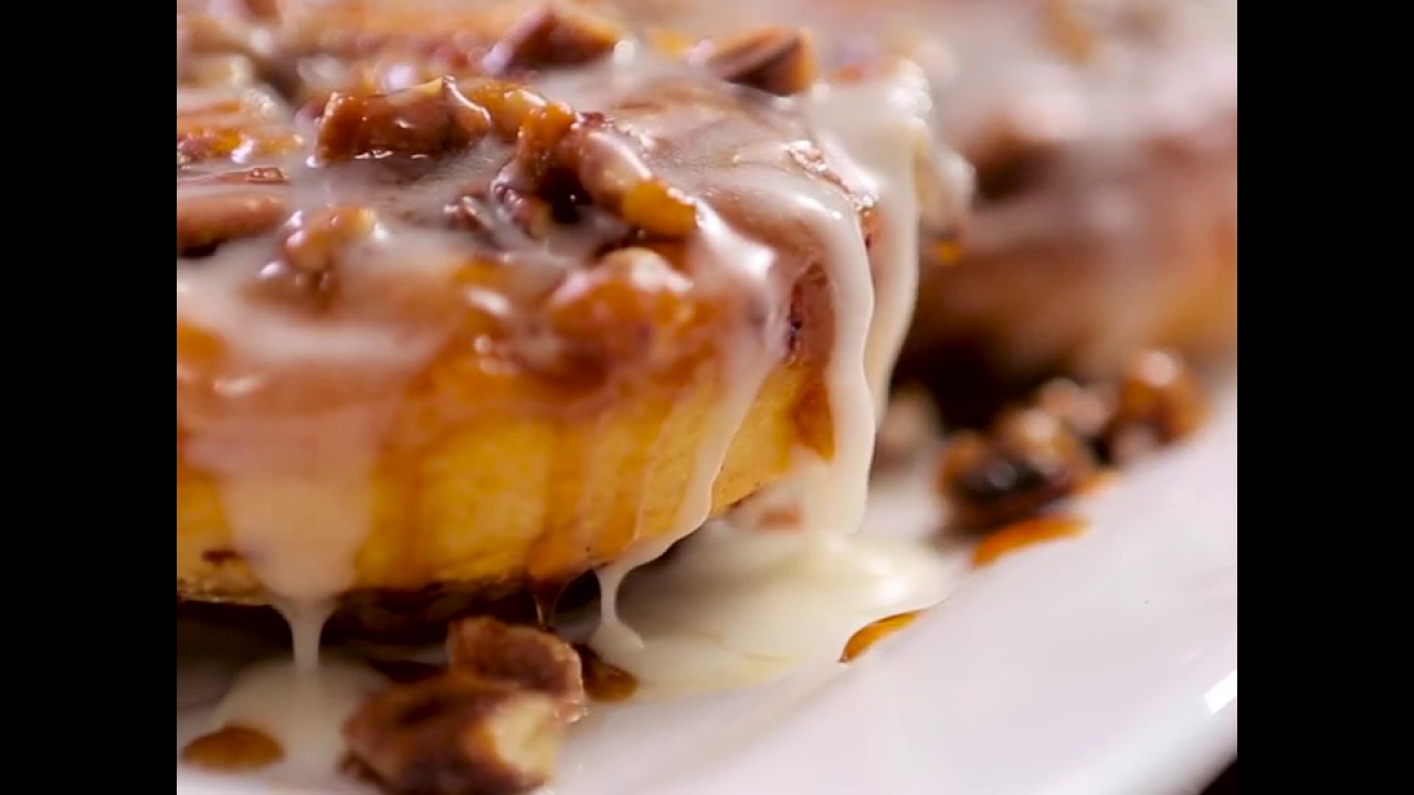 Caramel Pecan Sticky Buns (Instance 1) — Instance — Interactive video experience