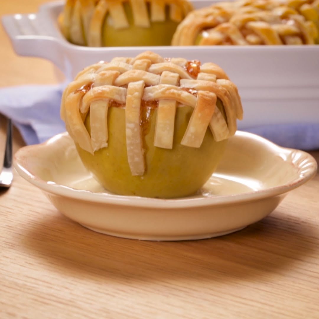 Apple Lattice Pie Baked in a Apple (Instance 1) — Instance — Interactive video experience