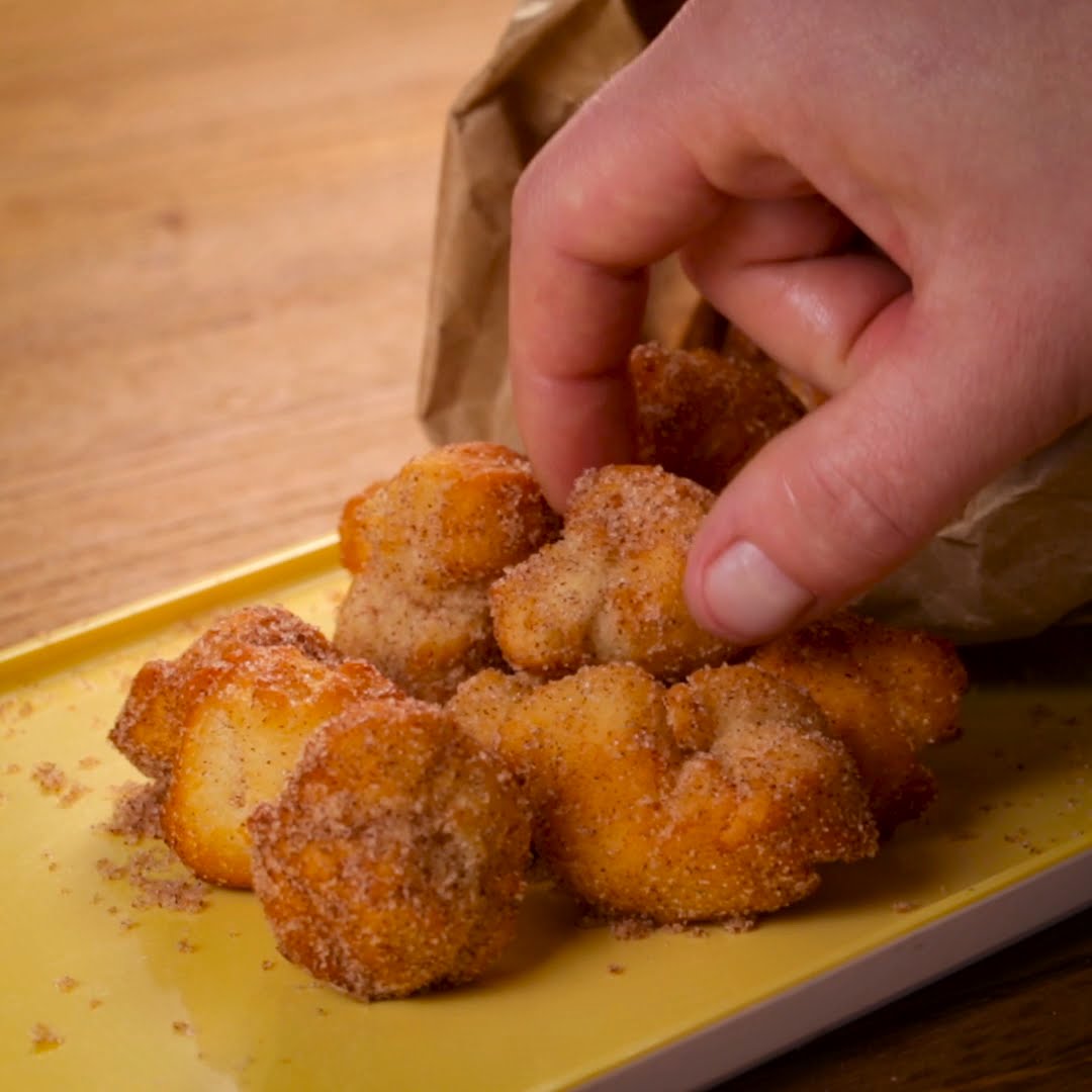 Cinnamon Sugar Doughnut Minis (Instance 1) — Instance — Interactive video experience