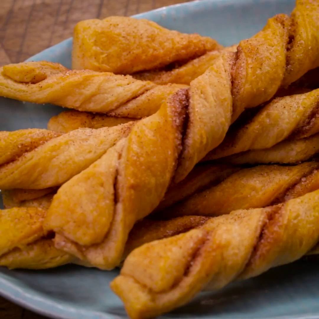 Crescent Churros (Instance 1) — Instance — Interactive video experience