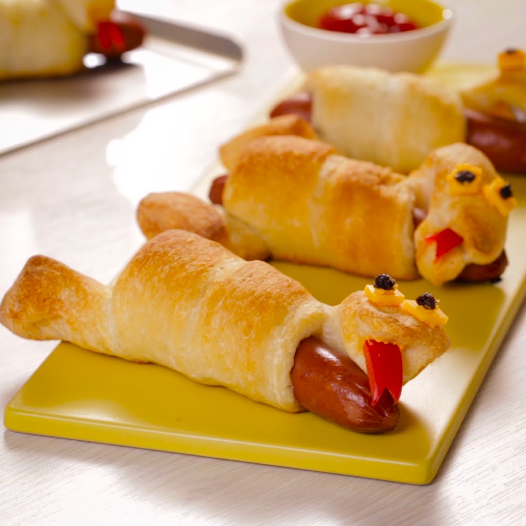 Silly Snake Hot Dogs (Instance 1) — Instance — Interactive video experience