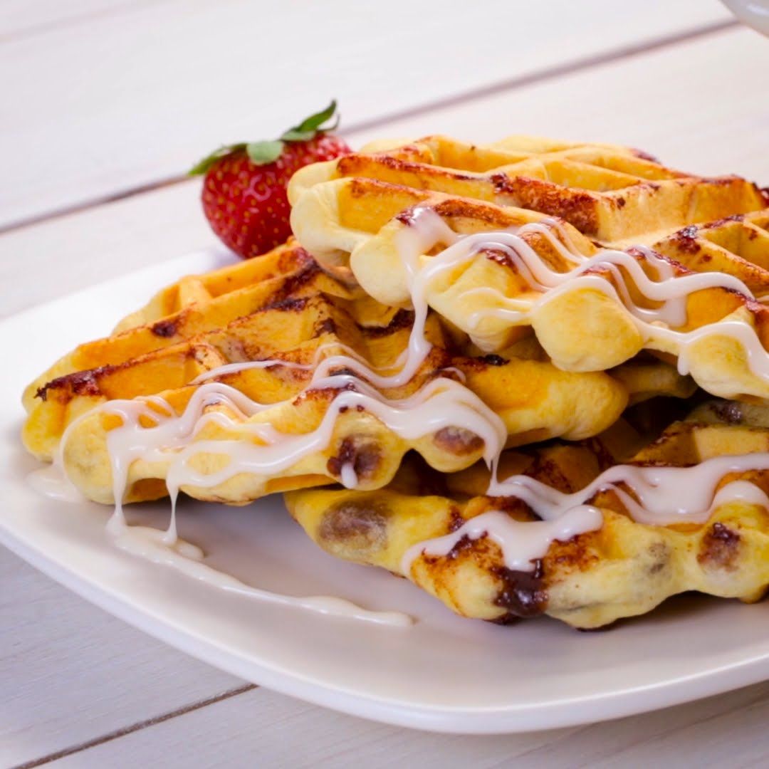 Cinnamon Roll Waffles With Cream Cheese Glaze (2) (Instance 1) — Instance — Interactive video experience