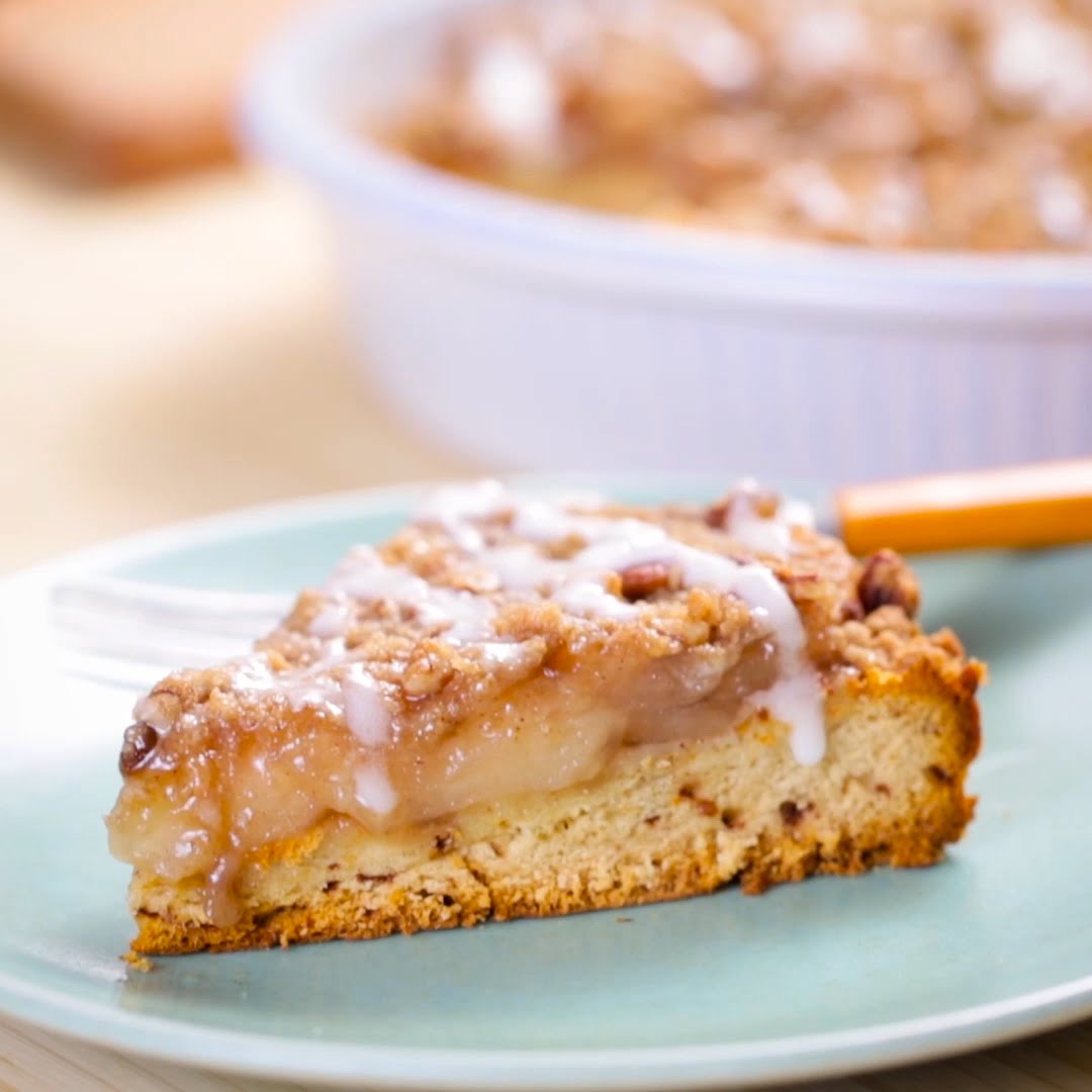 Cinnamon Roll Dutch Apple Pie (Instance 1) — Instance — Interactive video experience