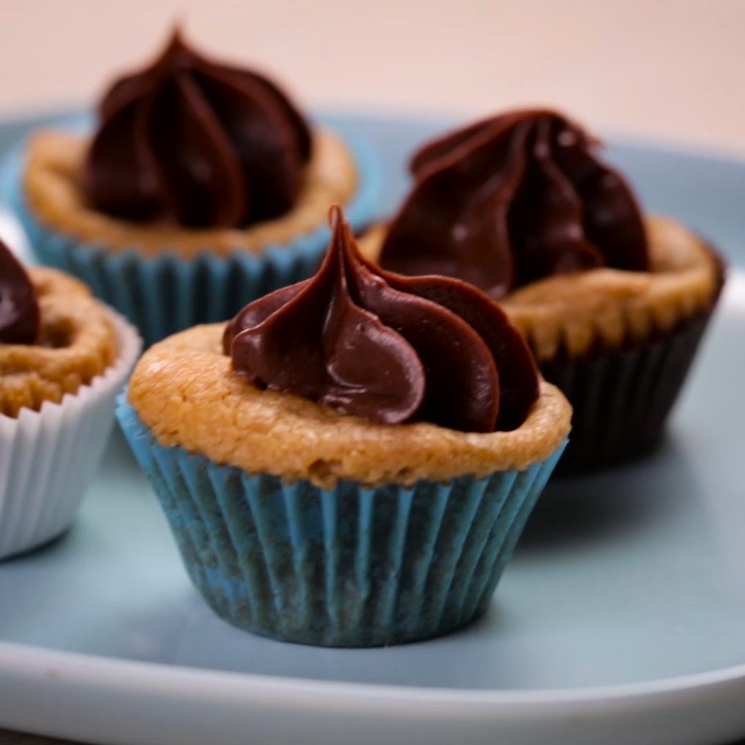 Secret Center Cookie Cups (Instance 1) — Instance — Interactive video experience