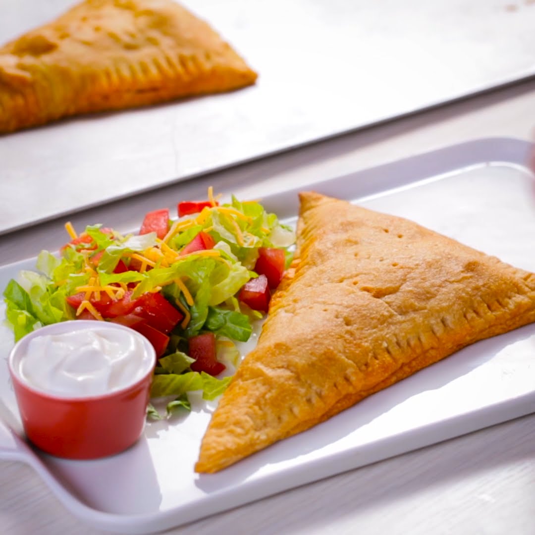 Taco Stuffed Triangles (Instance 1) — Instance — Interactive video experience