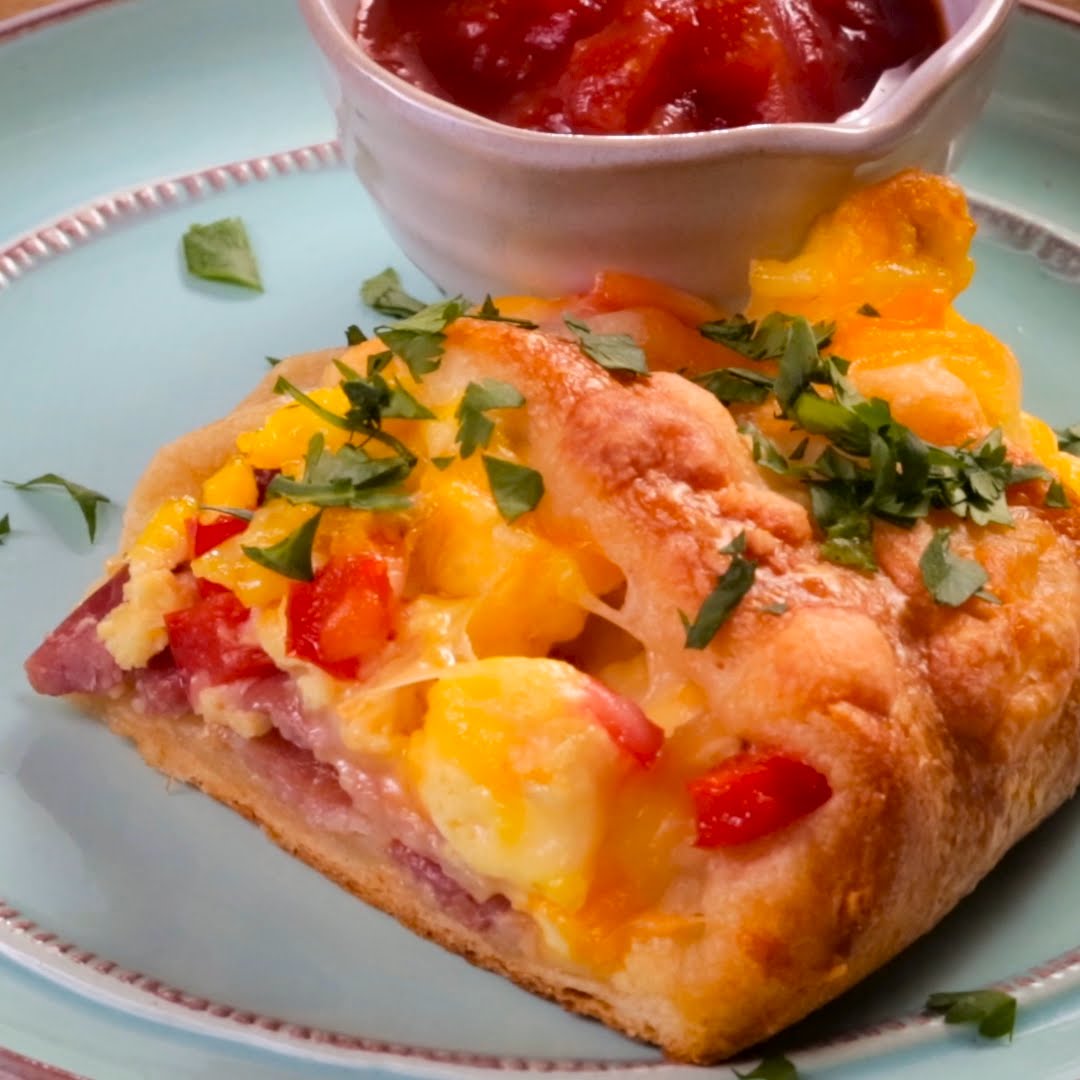 Bacon Egg and Cheese Brunch Ring (Instance 1) — Instance — Interactive video experience