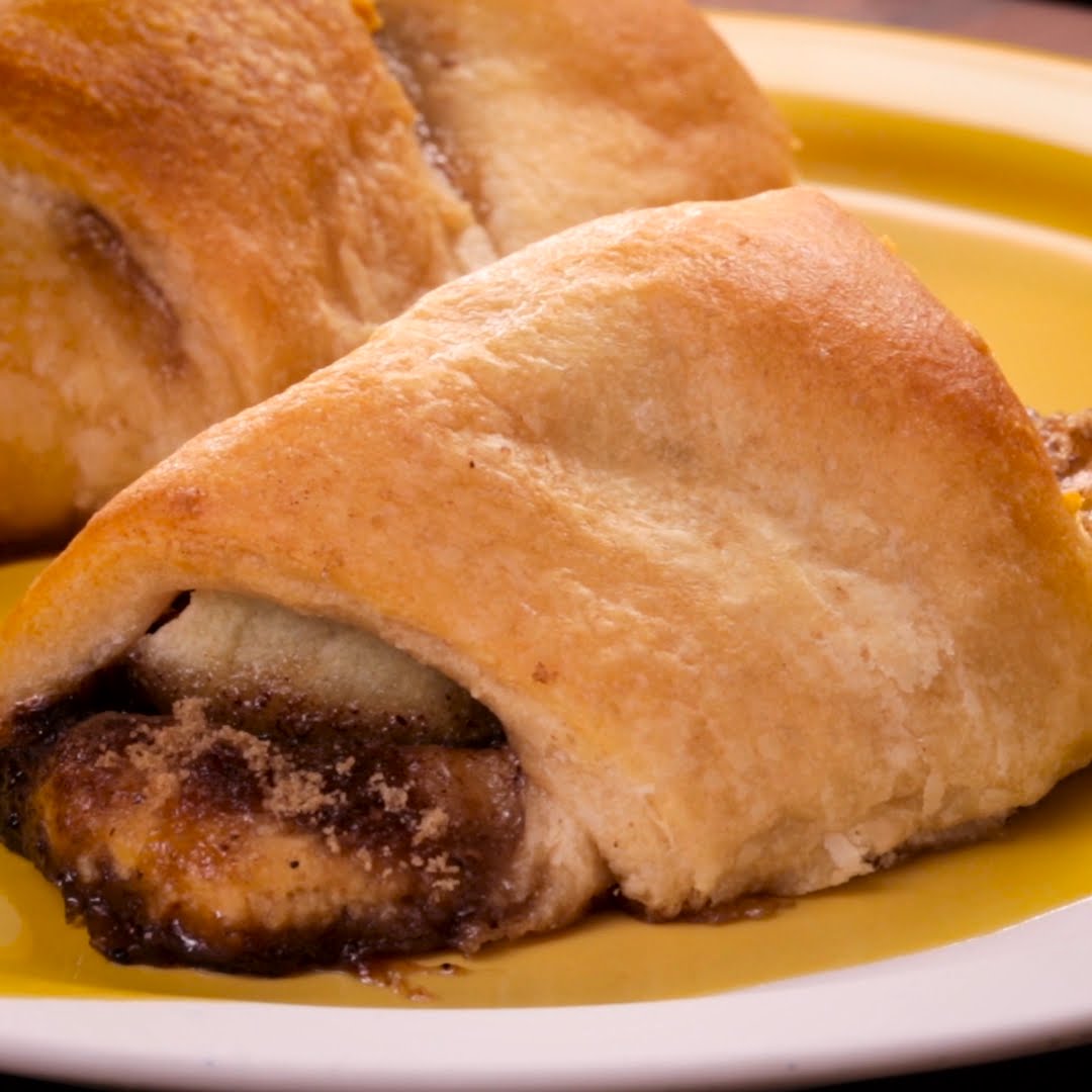 Apple Pie Crescents (Instance 1) — Instance — Interactive video experience