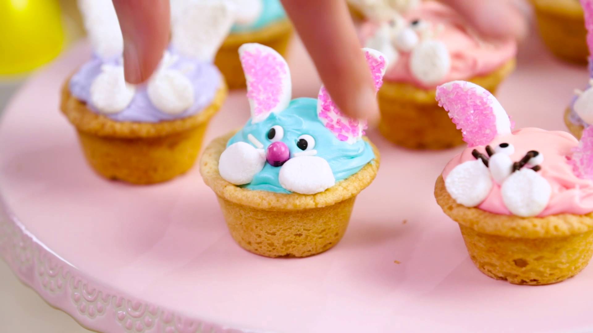 How to Make Peek-a-Boo Bunny Cookies (Instance 1) — Instance — Interactive video experience