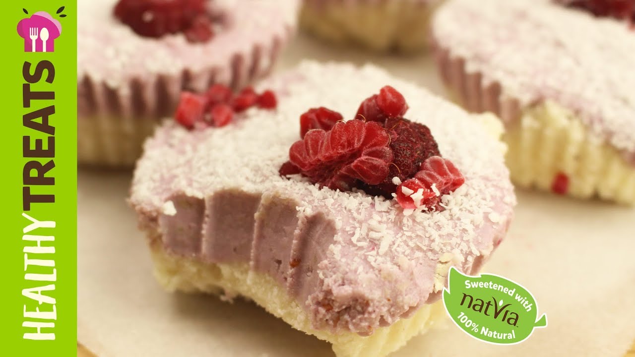 COCONUT RASPBERRY SLICE (Product Master 1) — Instance — Interactive video experience