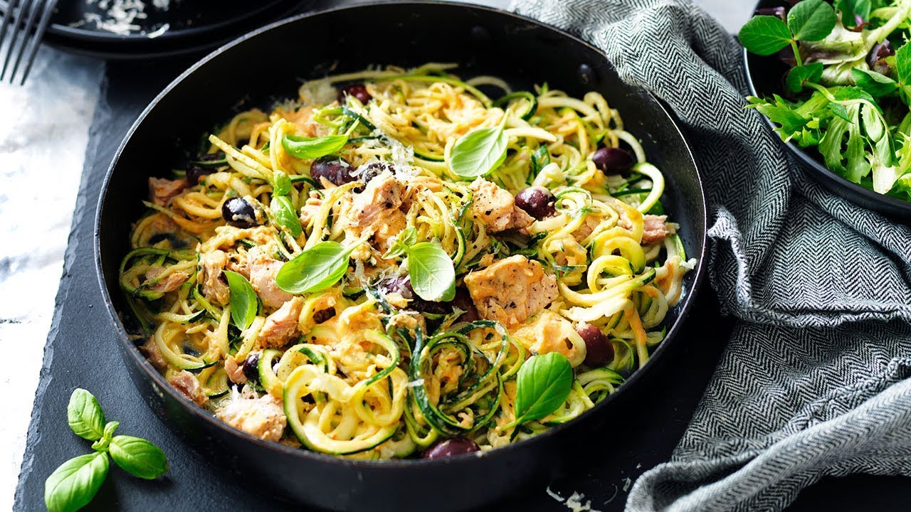 Sun-dried tomato, tuna and olive zucchini noodles (Instance 1) — Instance — Interactive video experience