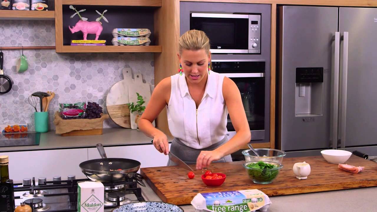 Spinach and Bacon Omelette | Everyday Gourmet S5 E90 (Instance 1) — Instance — Interactive video experience