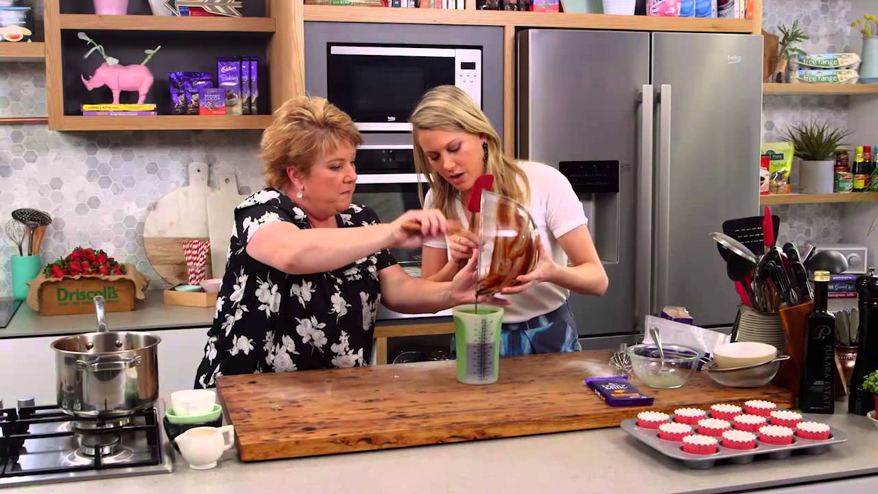 Caramello Cream Filled Chocolate Cakes | Everyday Gourmet S5 E90 (Instance 1) — Instance — Interactive video experience