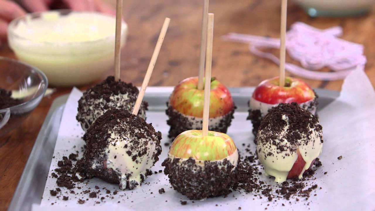 Cadbury Choc Apple Pops & Layered Strawberry Oreo Biscuit Cups | Everyday Gourmet S5 E40 (Instance 1) — Instance — Interactive video experience