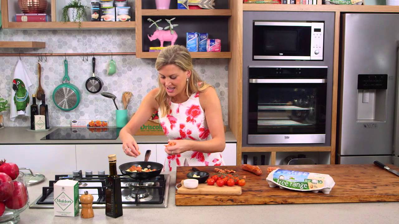 One Pan Chorizo Brekkie | Everyday Gourmet S5 E32 (Instance 1) — Instance — Interactive video experience