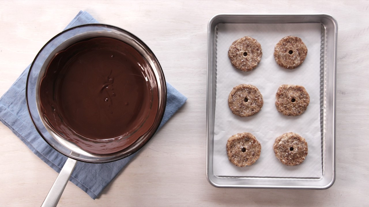 Coconut Medjool Date Cookies (Instance 1) — Instance — Interactive video experience