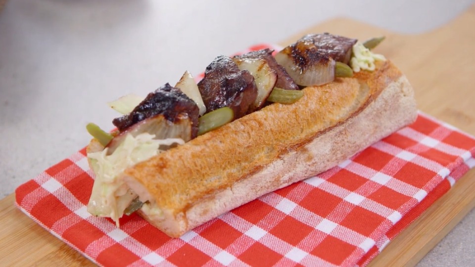 Red Wine Venison Brochette with Papaya and Cabbage Salad | Everyday Gourmet S5 E18 (Instance 1) — Instance — Interactive video experience