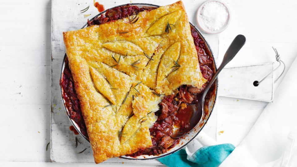 Slow-cooked lamb shank pie (Product) — Instance — Interactive video experience