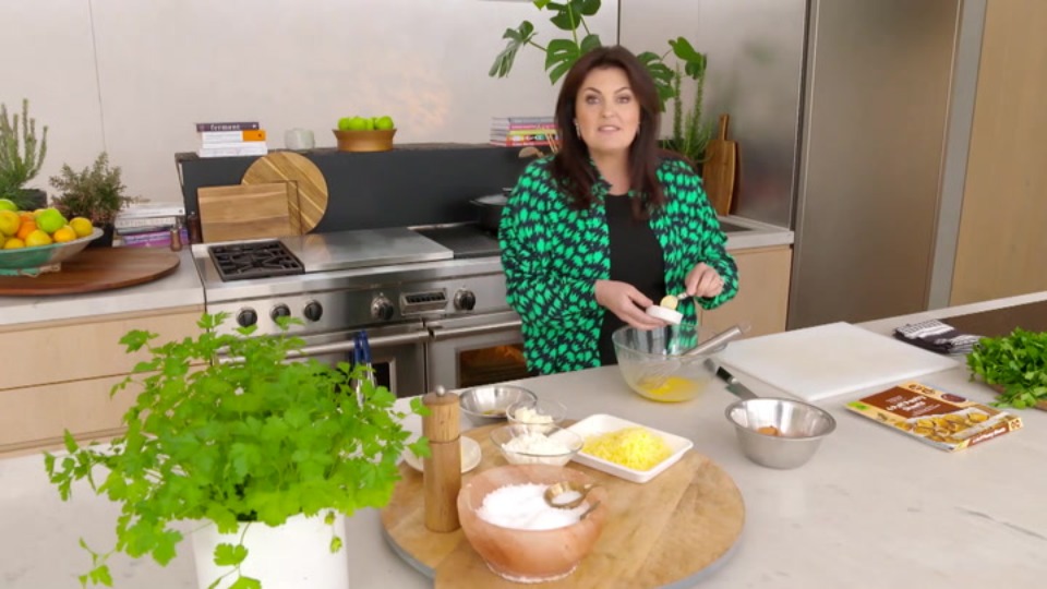 Cheese and herb pie - product — Instance — Interactive video experience