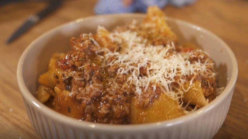 George Calombaris’ Spaghetti Bolognese - product — Instance — Interactive video experience
