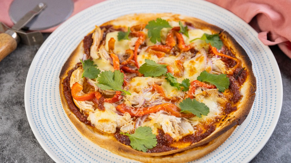 Cheats 10 Minute Curry Pizza - product (AYAM) — Instance — Interactive video experience