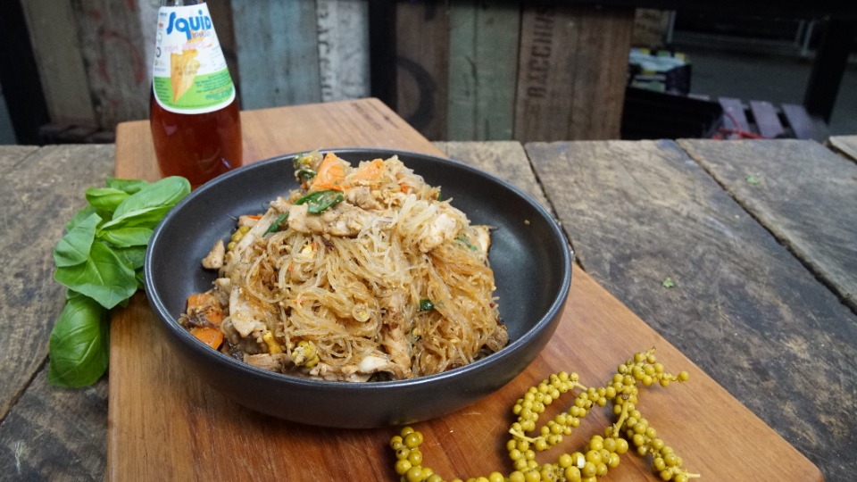 Pad Woon Sen - Recipe — Interactive video experience