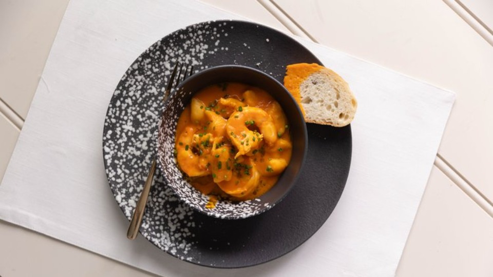 Gnocchi with Yellow Cherry Tomatoes & Prawns — Interactive video experience