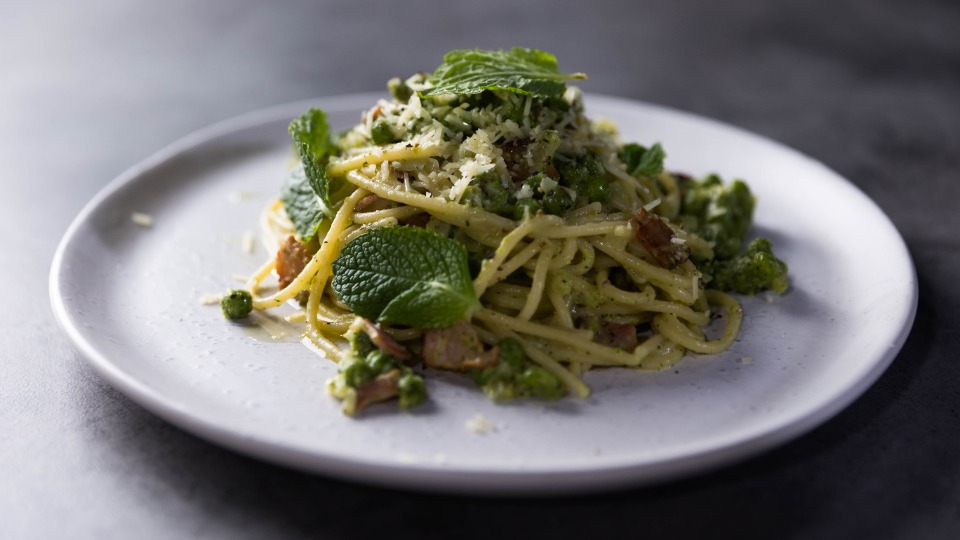 Spaghetti with Peas and Bacon - Product — Instance — Interactive video experience